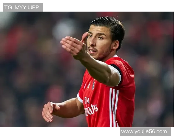 意甲激战：多特蒙德逆转本菲卡精彩瞬间引爆全场转会传闻不断