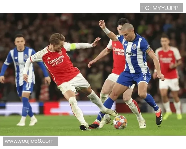 英超焦点战阿森纳与切尔西握手言和绝杀瞬间引发全场狂欢战术分析解读