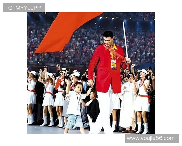 姚明用巨手捏鸡蛋展现力量与温柔的完美结合引发热议