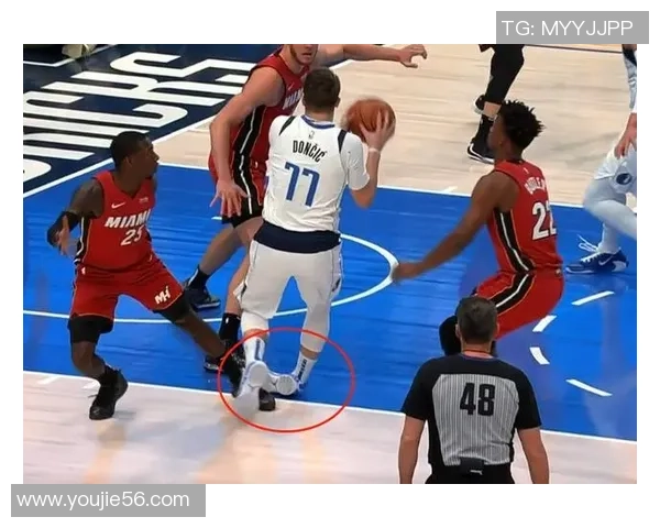 姚明脚踝受伤后的恢复历程与训练照片分享