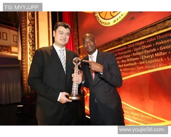 姚明辉煌职业生涯与卓越成就的全面回顾与分析