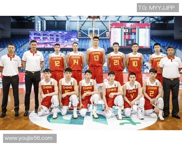 姚明：从篮球巨星到体育事业推动者的传奇人生与贡献