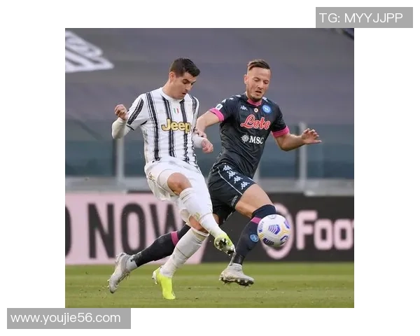 德甲焦点战那不勒斯与尤文图斯握手言和红牌争议引发全场热议