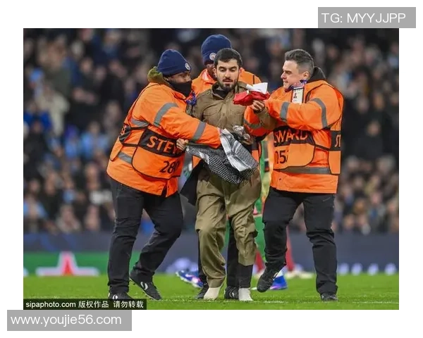足总杯激战波尔图险胜里昂乌龙球引发争议判罚全场沸腾