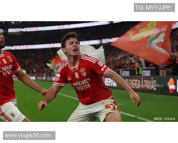 中超精彩对决本菲卡与曼城战平神扑时刻引发全场热烈反响