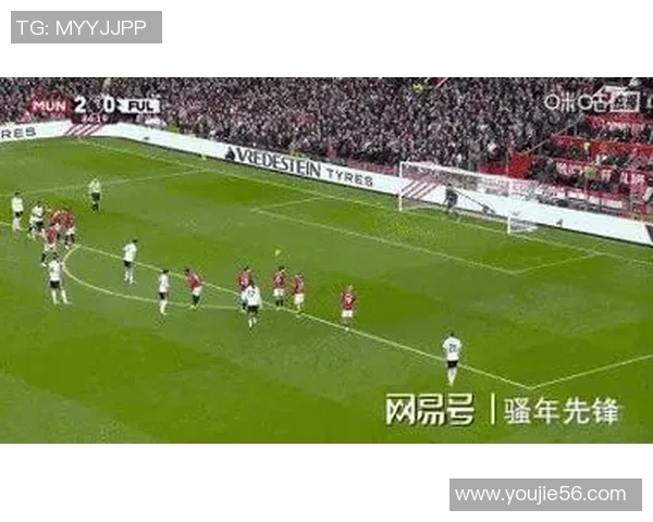 欧联杯激战曼城与阿森纳平局绝杀瞬间引发全场狂欢解析 欧联杯激战曼城与阿森纳平局绝杀瞬间引发全场狂欢解析