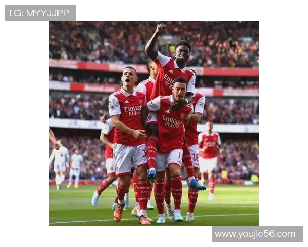 英超激战:AC米兰大胜里昂五球狂潮引发全场热议 英超激战:AC米兰大胜里昂五球狂潮引发全场热议