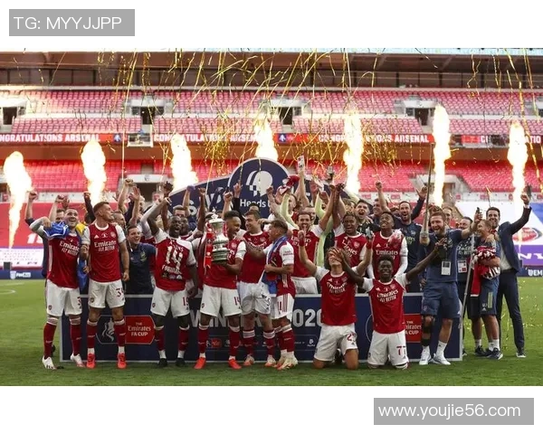 阿森纳逆转里昂全场沸腾欧冠精彩瞬间引发转会热议 阿森纳逆转里昂全场沸腾欧冠精彩瞬间引发转会热议