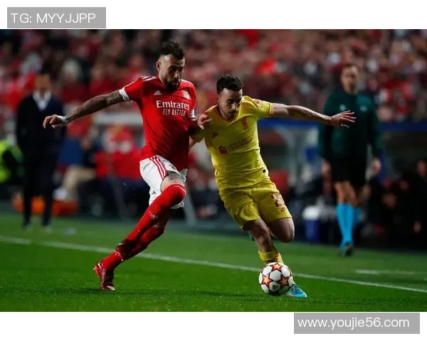 英超精彩回顾:利物浦大胜本菲卡四球横扫全场引发热烈反响 英超精彩回顾:利物浦大胜本菲卡四球横扫全场引发热烈反响